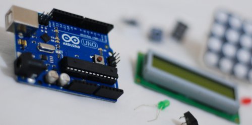 Arduino UNO - Creative Common by "Beraldo Leal" on Flickr